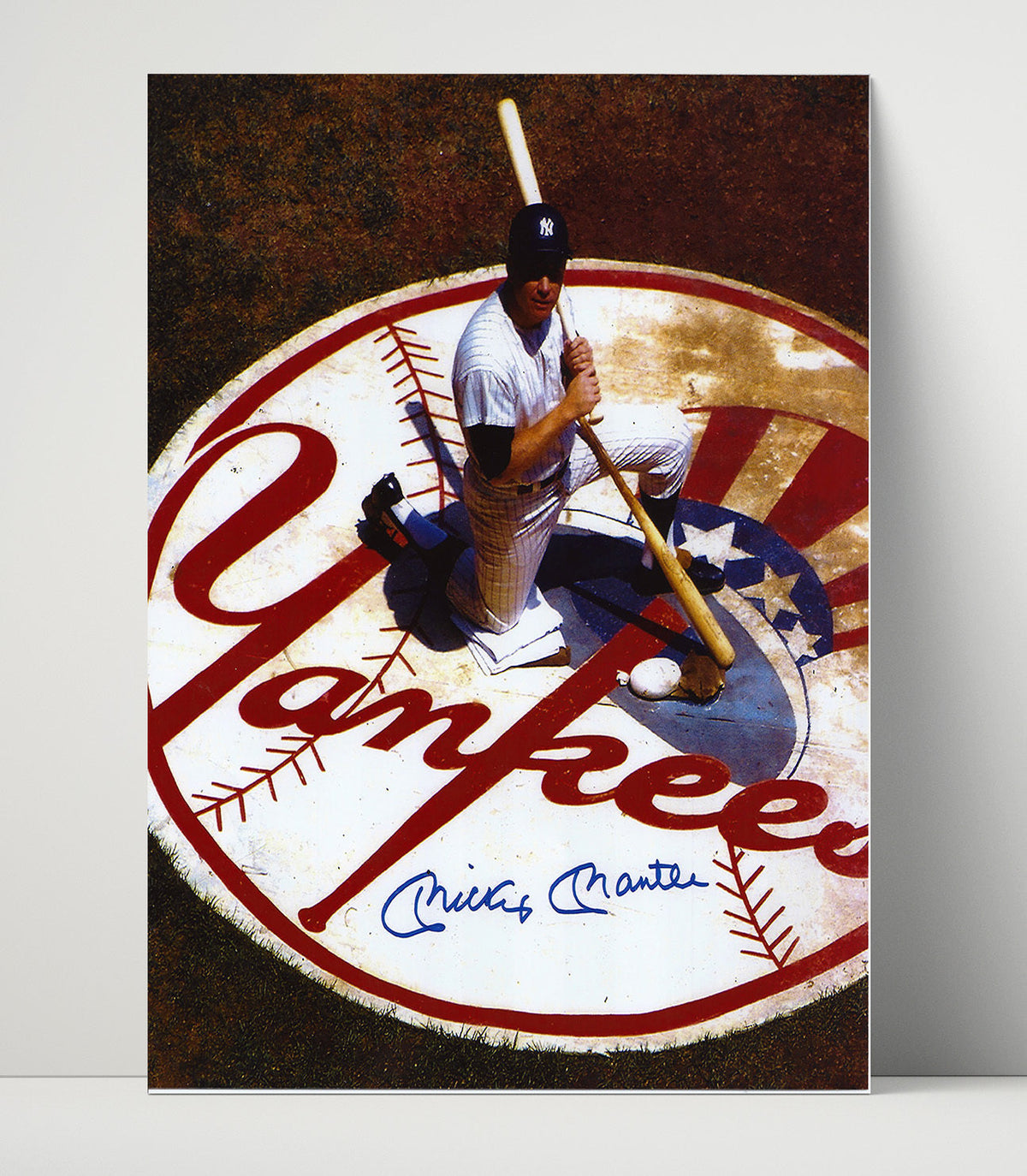Mickey Mantle – New York Baseball Knee Pose on Logo unframed baseball poster print