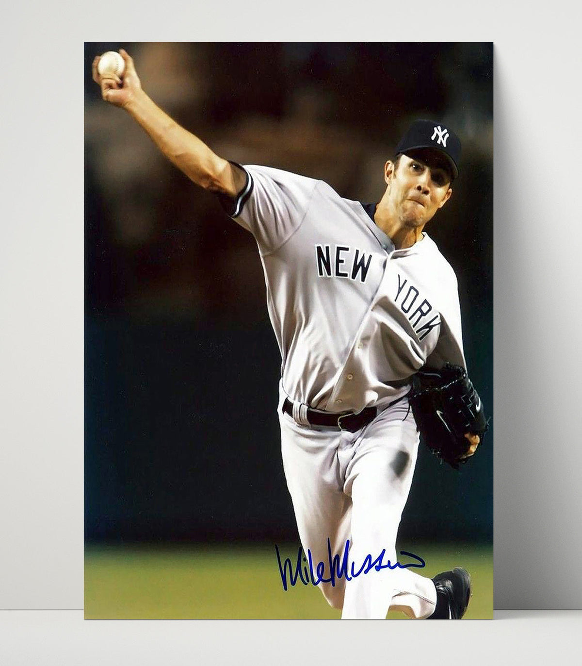Mike Mussina – New York Baseball Mid Pitch Action unframed baseball poster print