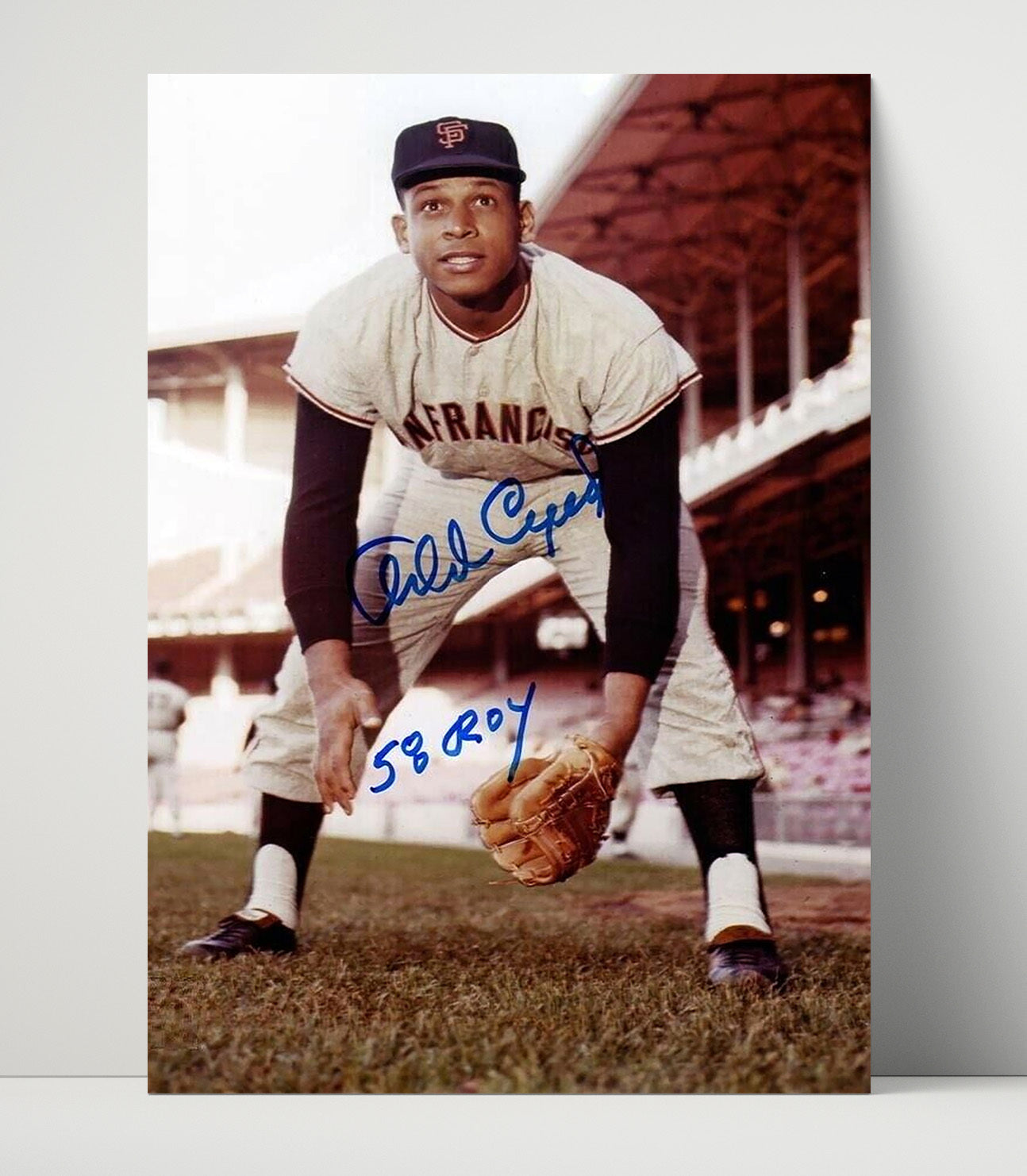 Orlando Cepeda - San Francisco Legend Fielding Pose Baseball Wall Art 16x20 Unframed Print wall art print – Baseball Wall Art decor