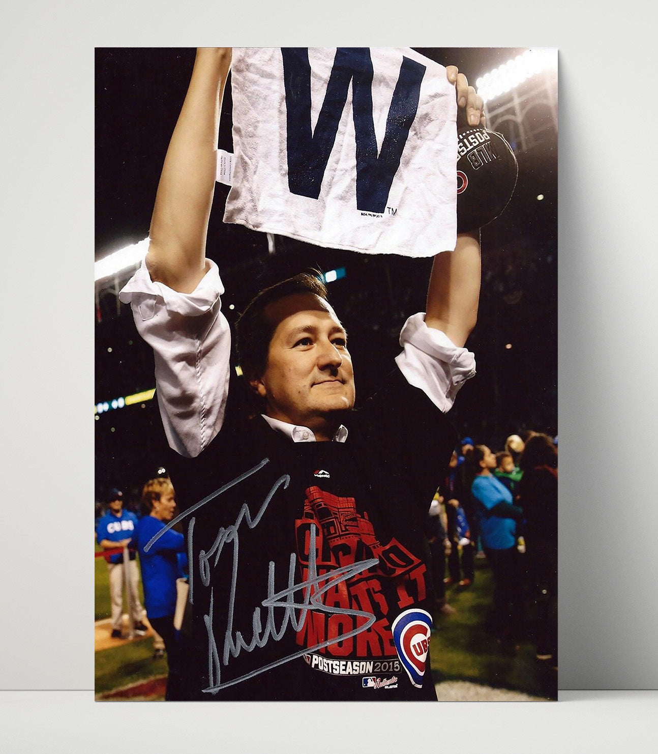 Tom Ricketts - Cubs 2015 W Flag Celebration Signed Baseball Wall Art 16x20 Unframed Print wall art print – Baseball Wall Art decor