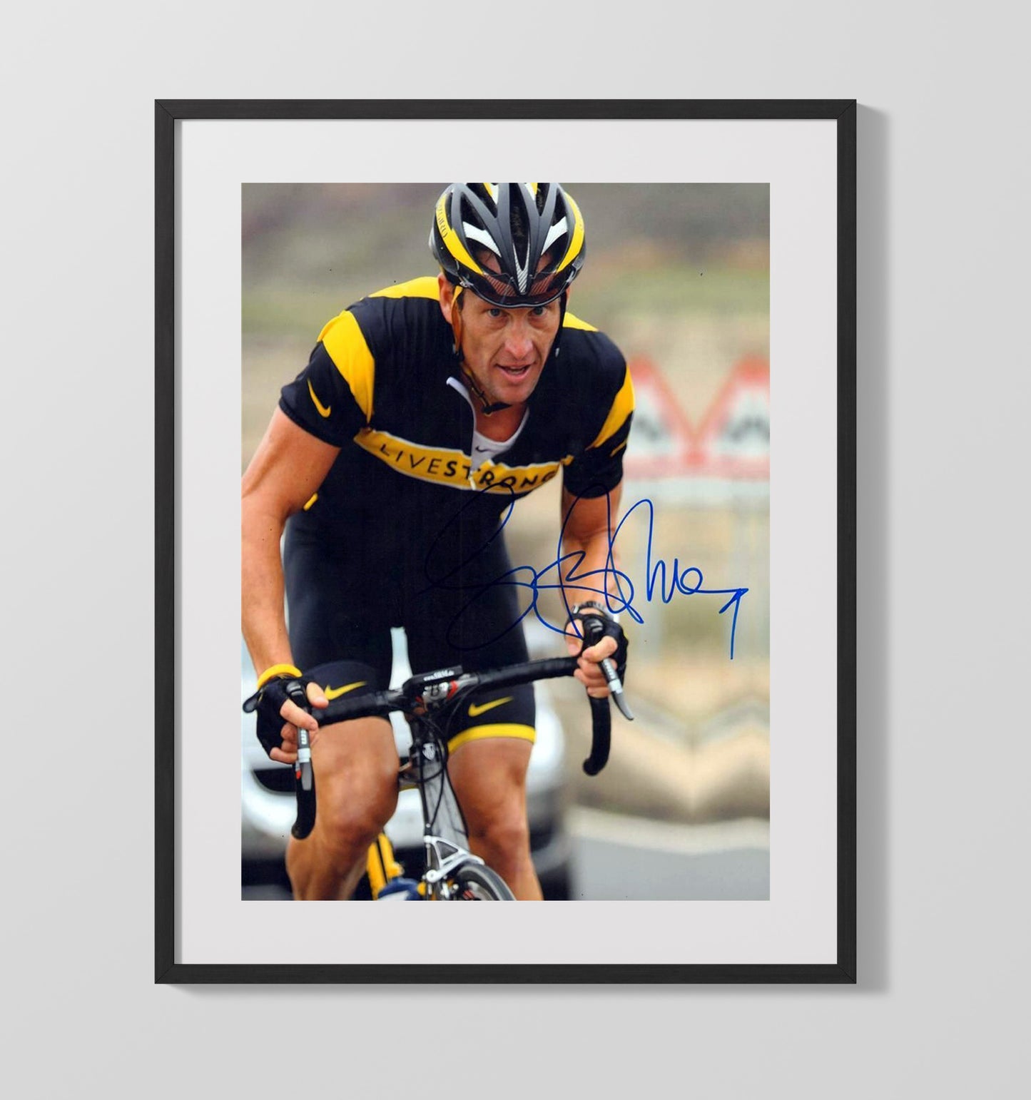 Lance Armstrong Livestrong Race Action 16x20 Unframed Print cycling wall art
