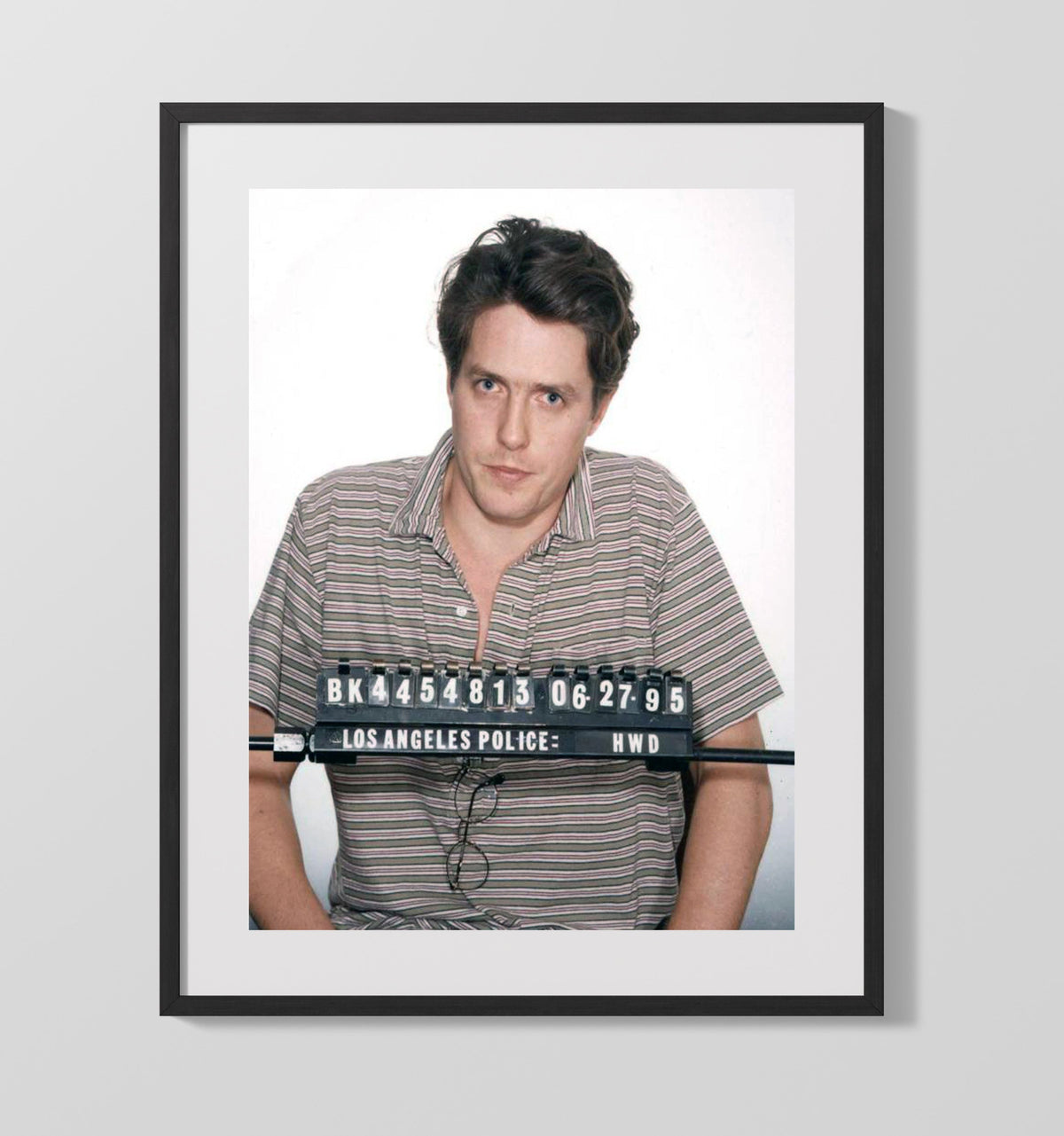Hugh Grant - Los Angeles Police Department 1995 mug shot wall art 20x24 Canvas
