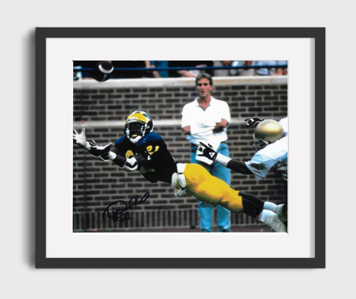 Michigan Football - Desmond Howard Heisman Play 8x10 Gallery Frame college football wall art