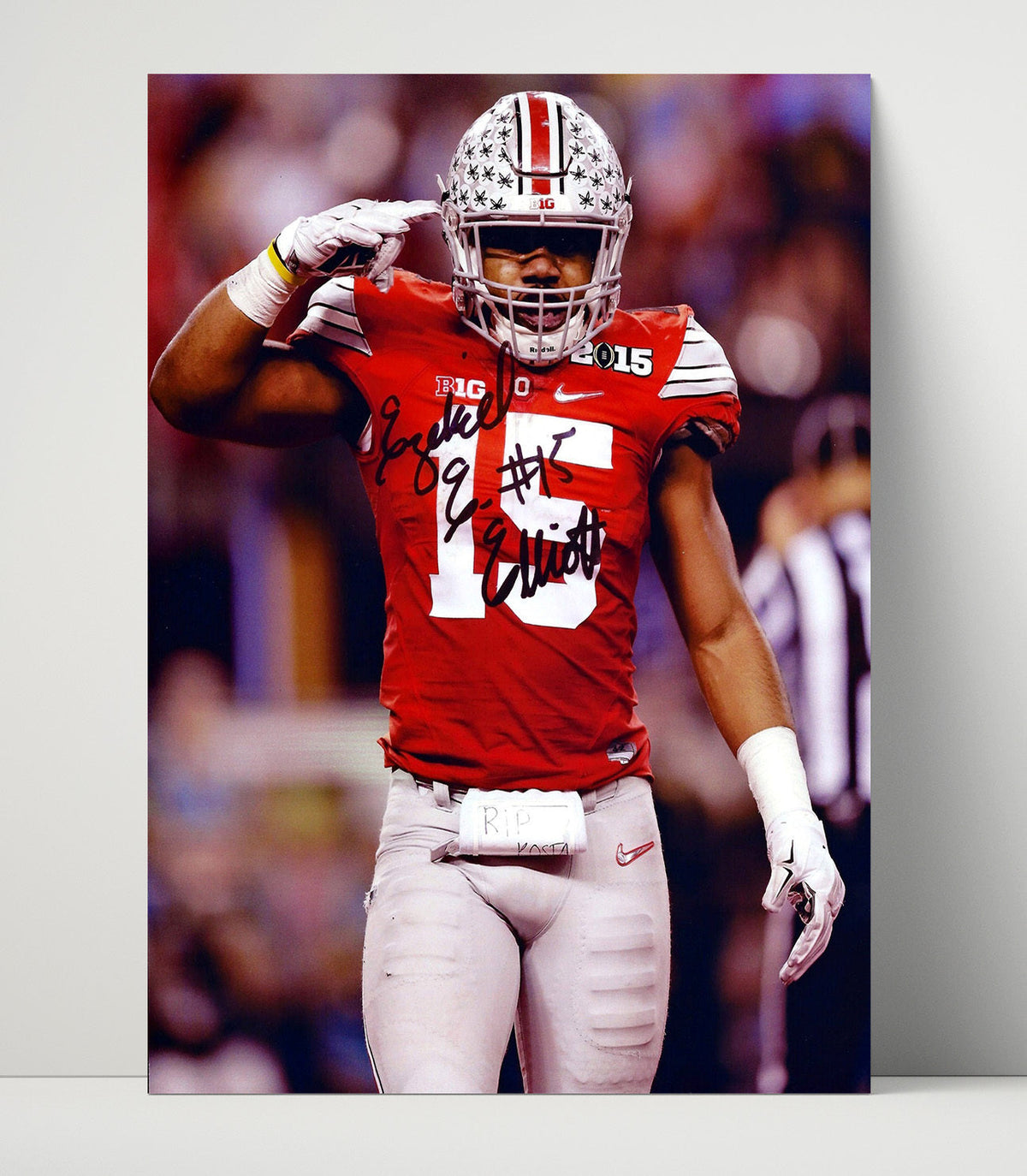 Ohio State Football – Ezekiel Elliott Championship Salute unframed college football poster print
