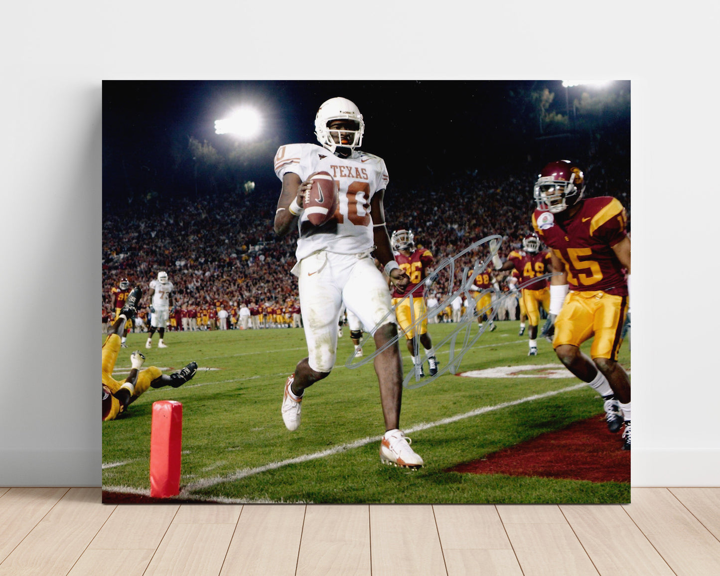 Texas Football Vince Young Goal Line Championship Run College Football Wall Art 16x20 Unframed Print wall art print – College Football decor