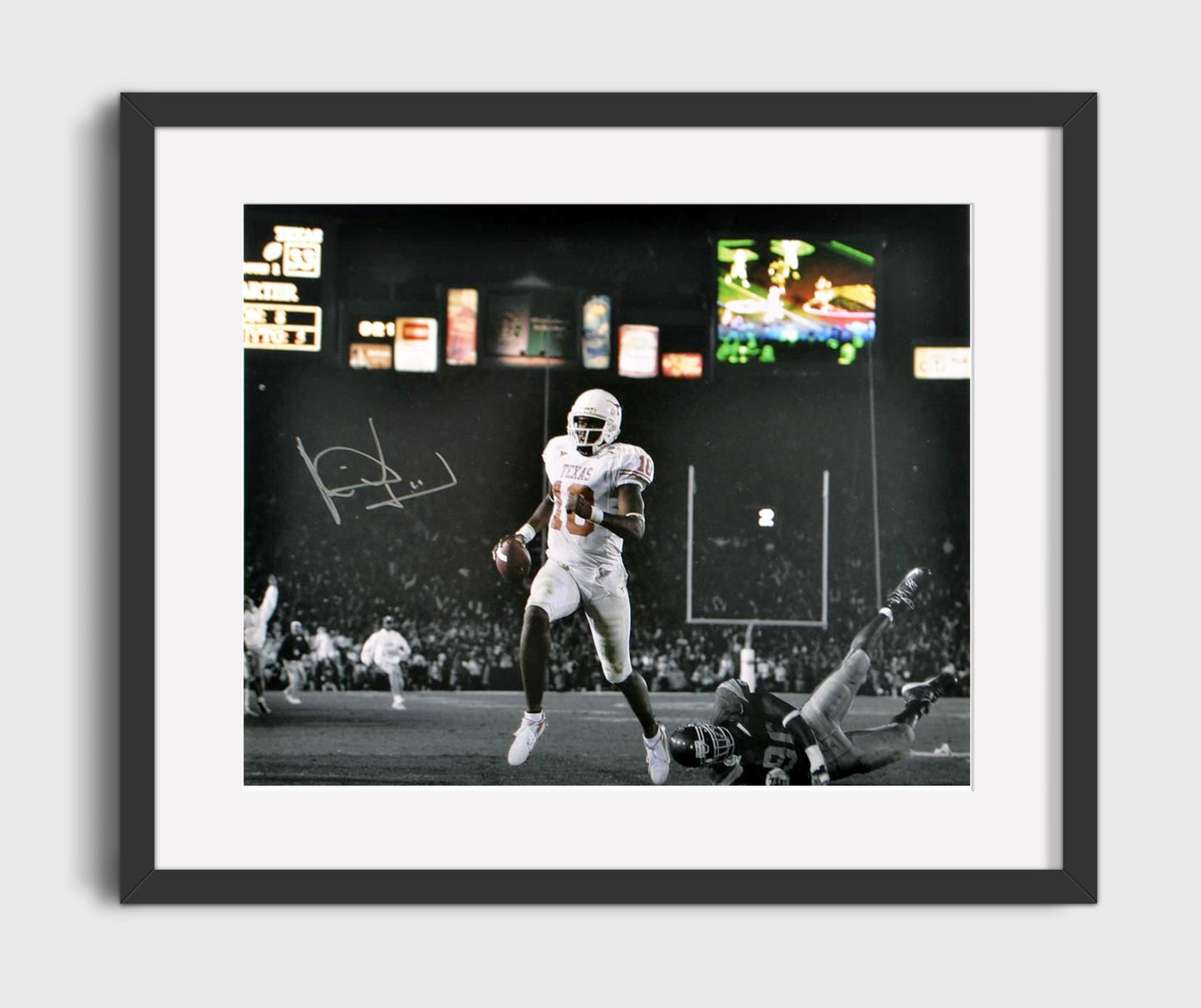 Texas Football - Vince Young Rose Bowl Breakaway Run 8x10 Gallery Frame college football wall art