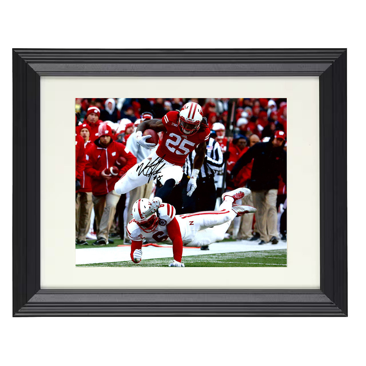 Wisconsin Football Melvin Gordon Signature Hurdle Highlight 8x10 black beveled frame college football wall art