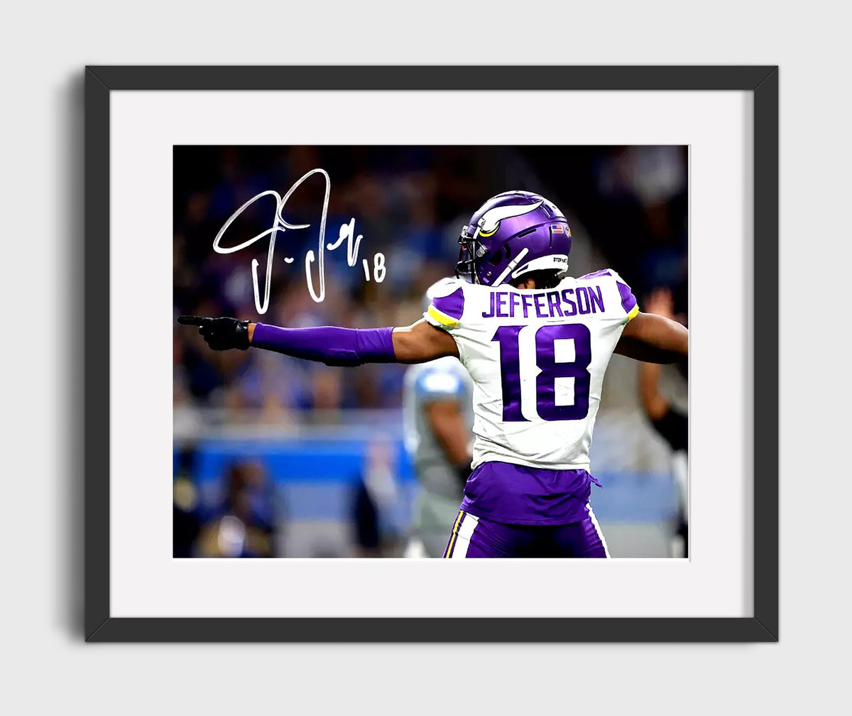 Justin Jefferson - First Down Pose - Vintage Football Wall Art - Football Framed Print