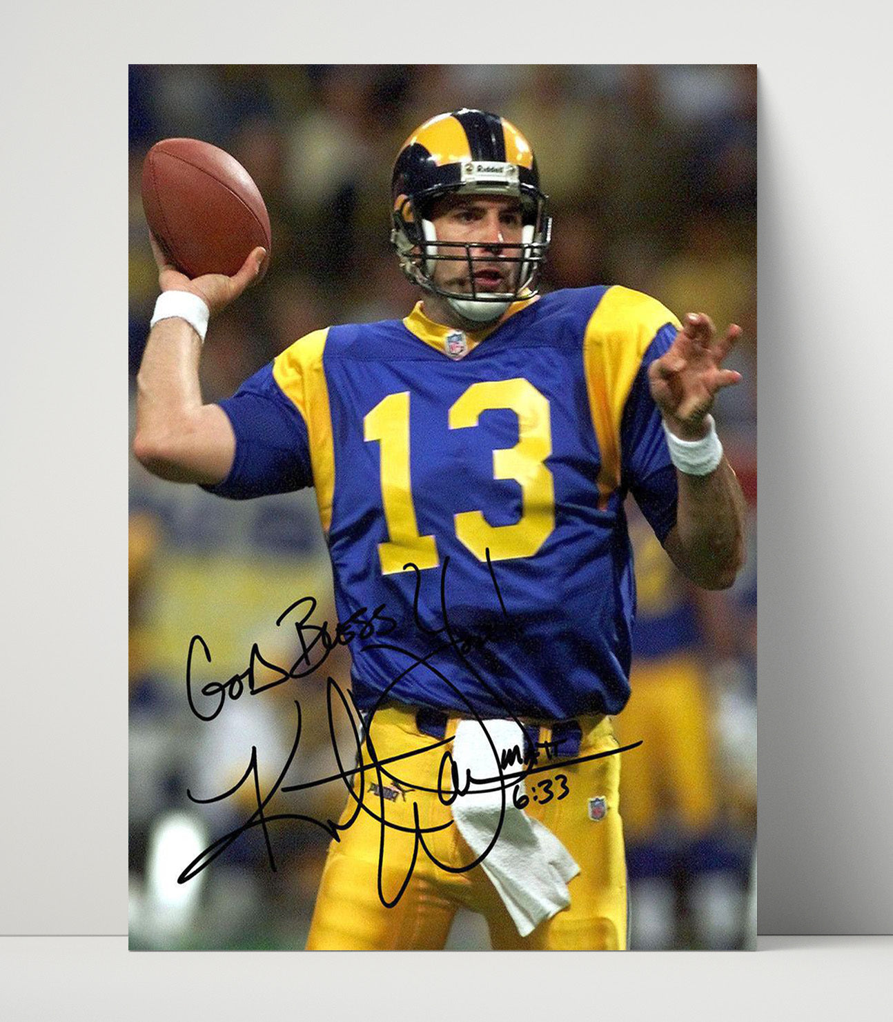 Kurt Warner - St Louis Football Quarterback Passing Play Vintage Football Wall Art - 16x20 Unframed Print football decor