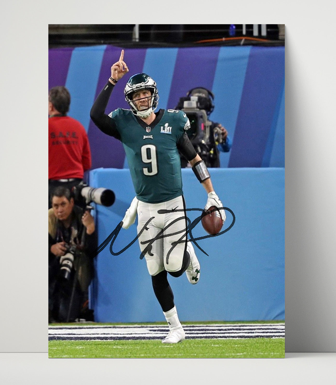 Nick Foles - Philadelphia Football Super Bowl Lii Touchdown Celebration 2018 Football Wall Art - football wall art print