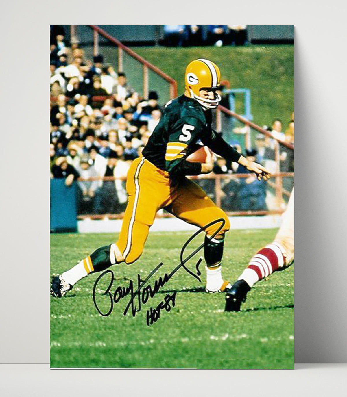 Paul Hornung - Green Bay football Running Back Carrying Ball Downfield football wall art 16x20 Unframed Print