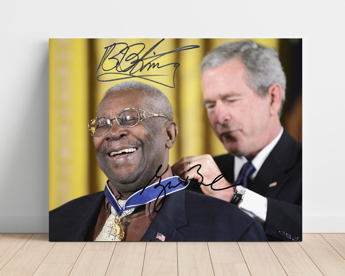 Historical - B.B. King And George W. Bush - Presidential Medal Of Freedom Ceremony 2006 - Landscape History Wall Art