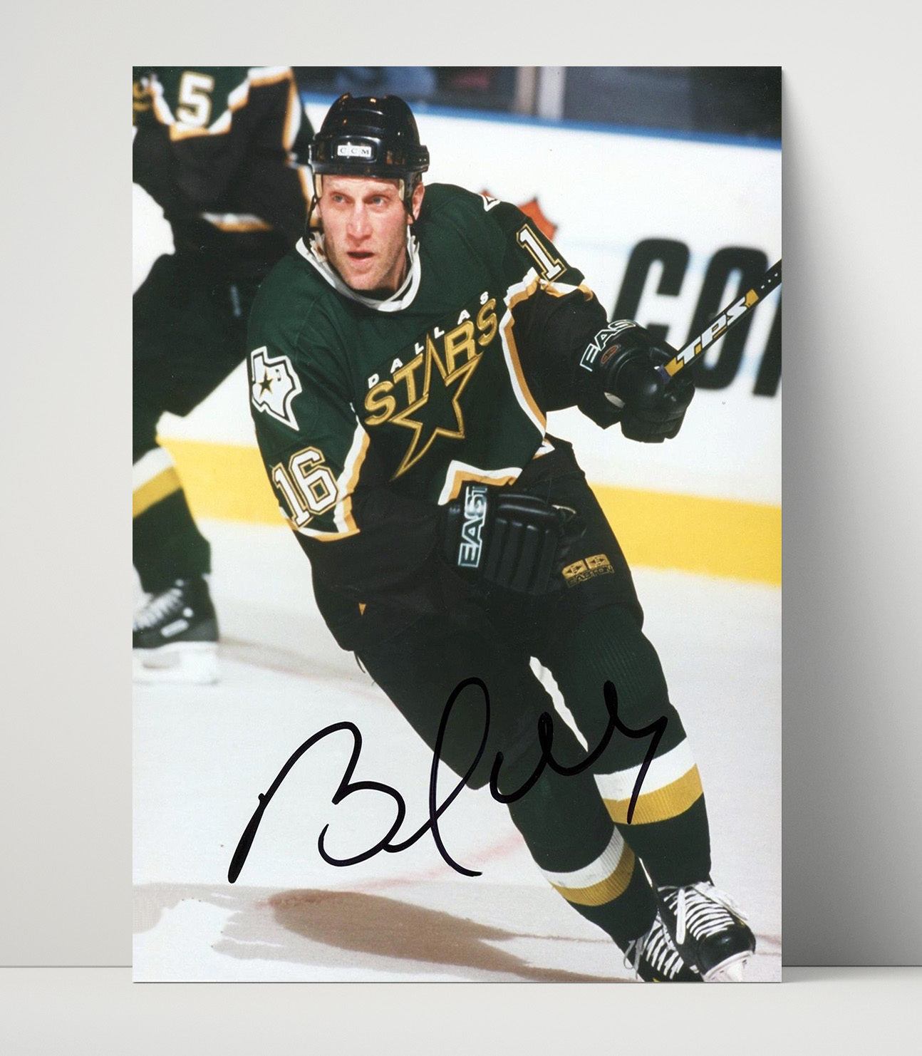 Brett Hull - Dallas Hockey Breakaway Skating Action Hockey Wall Art - hockey wall art print