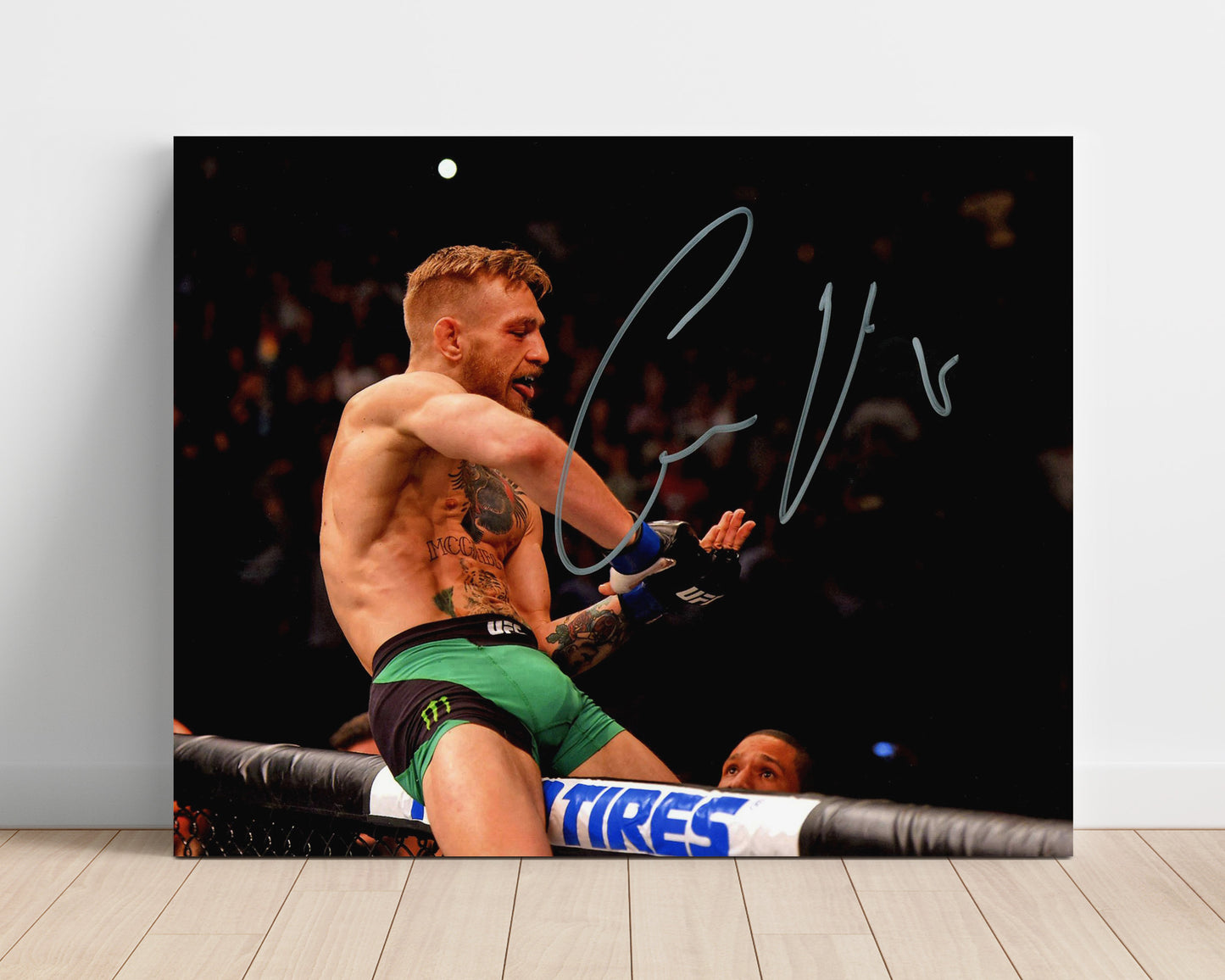 McGregor - Cage Celebration Pose MMA Wall Art 16x20 Unframed Print wall art print – MMA Wall Art decor