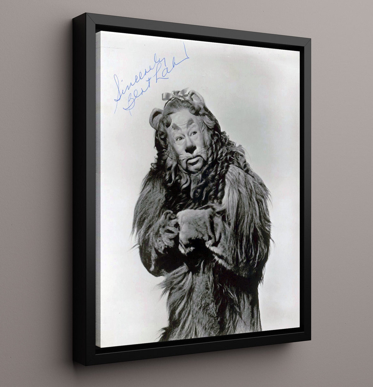 Bert Lahr - The Wizard of Oz Cowardly Lion Costume movie wall art 16x20 Gallery Frame