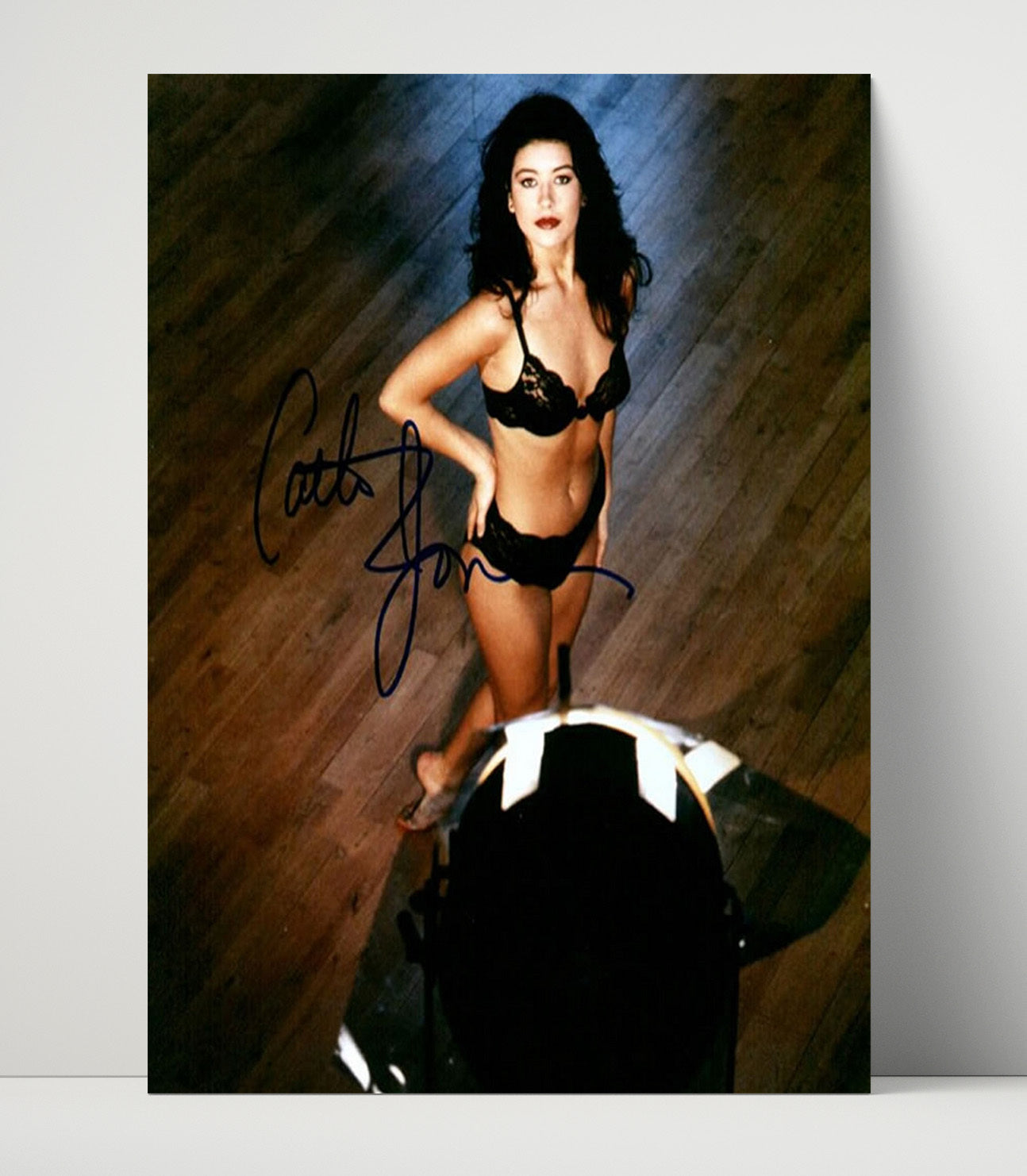 Catherine Zeta-Jones - Hollywood Actress Black Lace Studio Glamour Vintage Movie Wall Art - 16x20 Unframed Print movie decor
