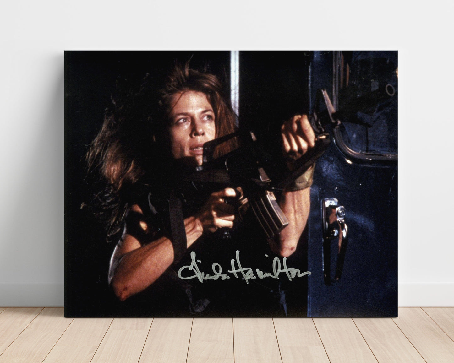 Terminator 2 Judgment Day - Linda Hamilton - Sarah Connor - Tactical weapon readiness movie wall art 16x20 Unframed Print
