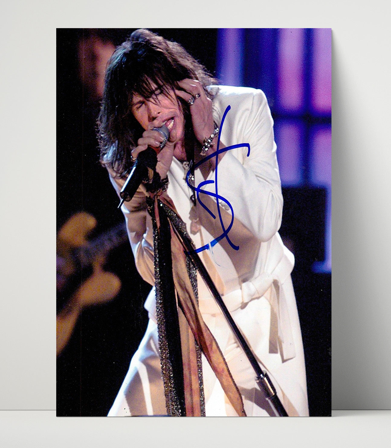 Aerosmith - Steven Tyler Live Microphone Performance Music Wall Art 16x20 Unframed Print wall art print – Music decor