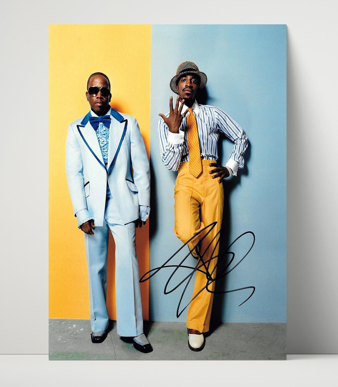 Andre 3000 - OutKast Fashion Portrait Studio Pose Music Wall Art 16x20 Unframed Print wall art print – Music decor