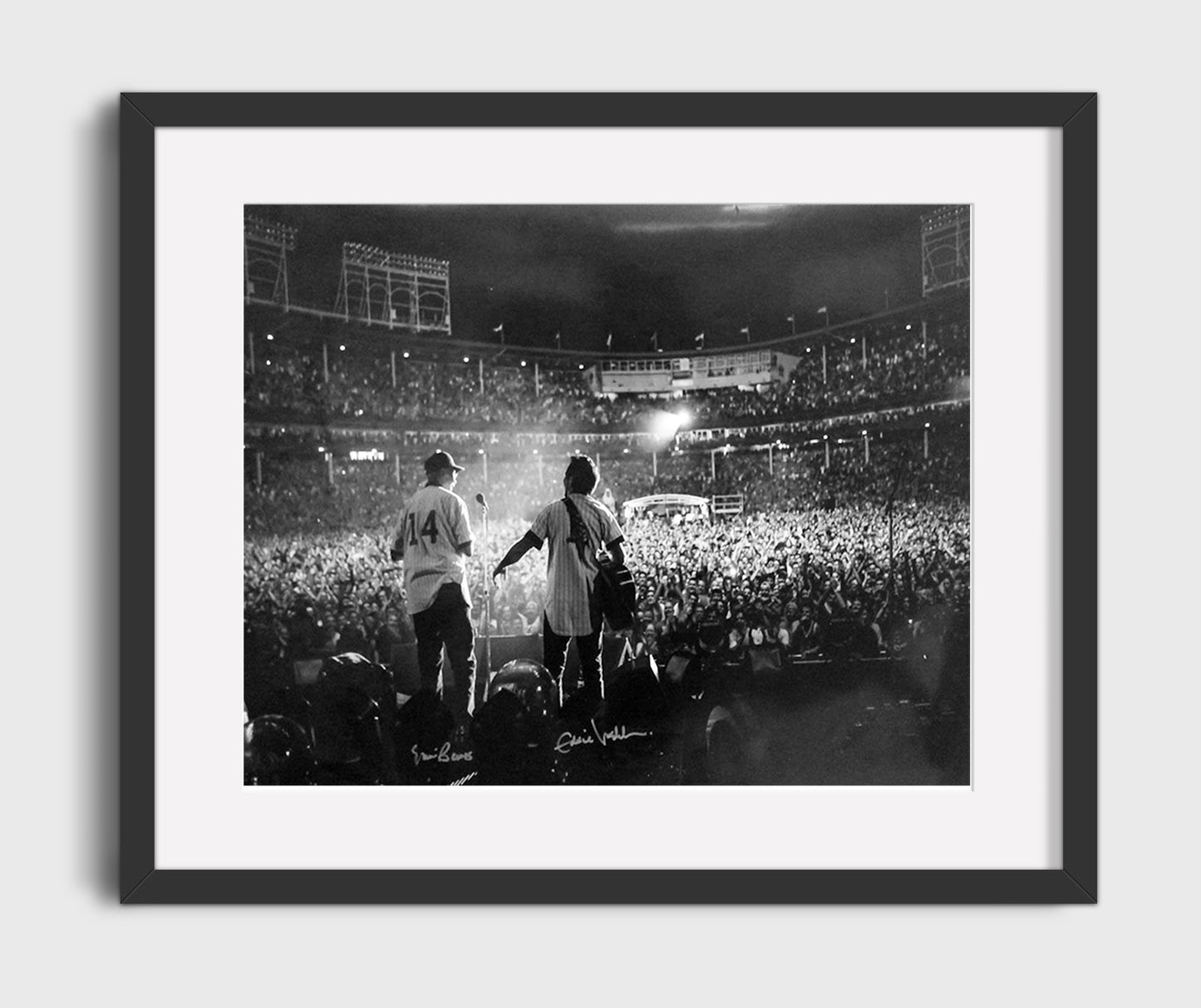 Eddie Vedder - Wrigley Field Serenade 8x10 Framed Canvas vintage music wall art