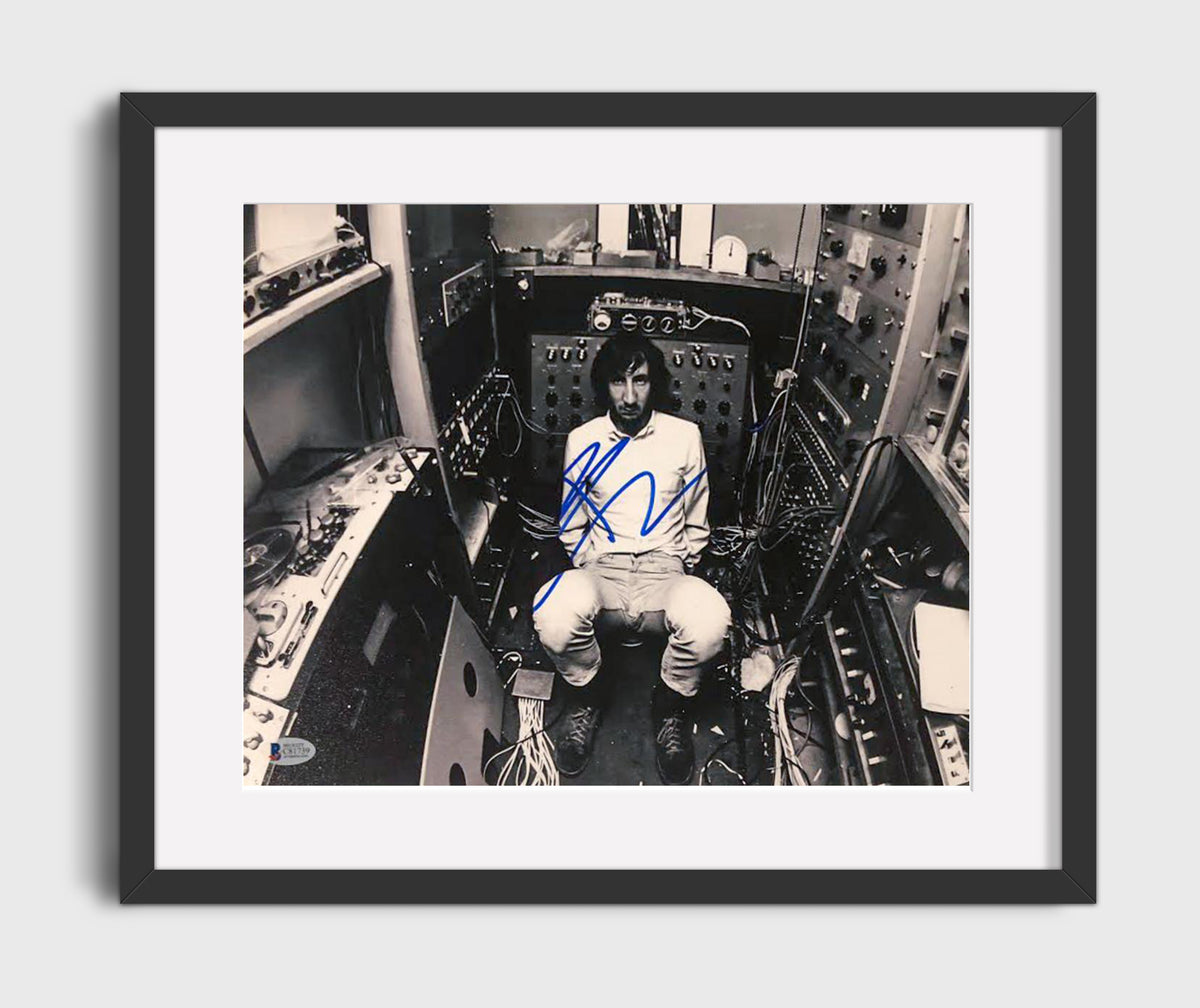 Pete Townshend - Studio Equipment Seated Photo 8x10 Framed Canvas vintage music wall art