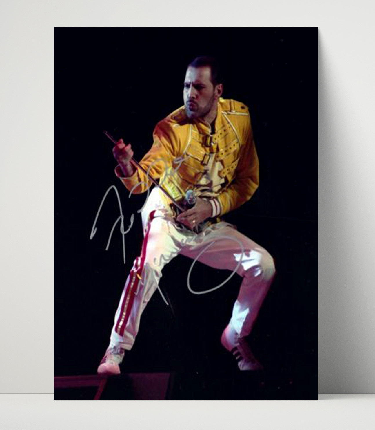 Queen - Freddie Mercury Yellow Jacket Live Performance - Vintage Music Wall Art - 16x20 Unframed Print music decor