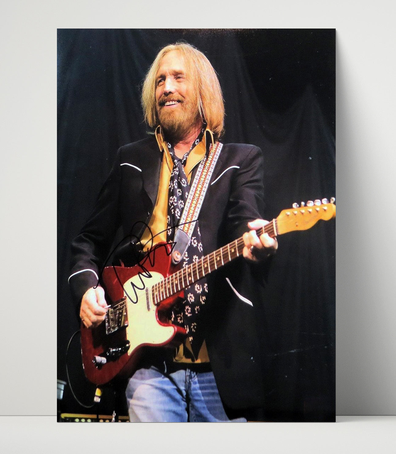 Tom Petty - Guitar and Grin On Stage - Vintage Music Wall Art - 16x20 Unframed Print music decor