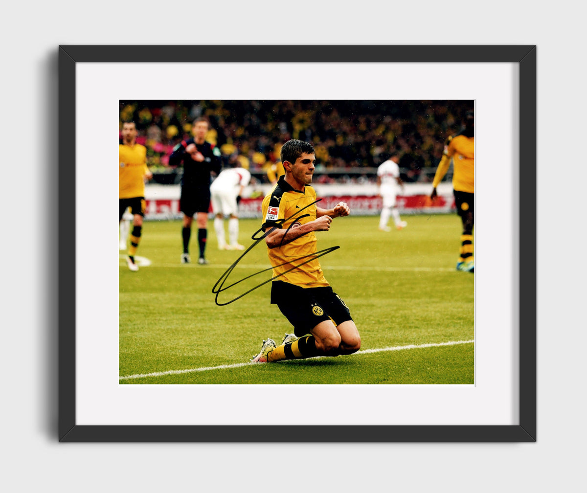 Christian Pulisic Borussia Dortmund Goal Scoring Knee Slide Celebration - Gallery Frame soccer wall art