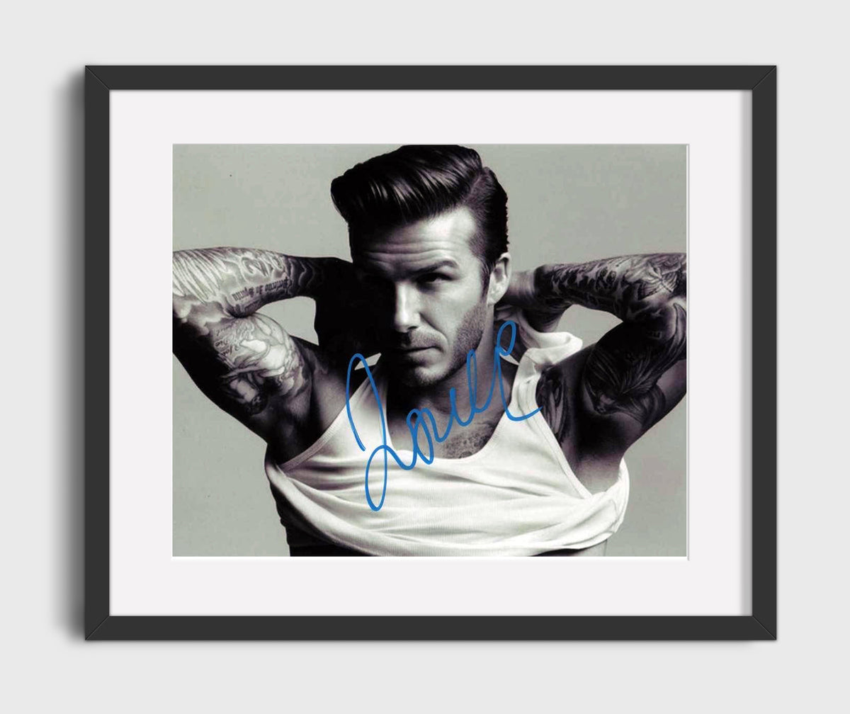 David Beckham England Legendary Midfielder Classic Action - Gallery Frame soccer wall art