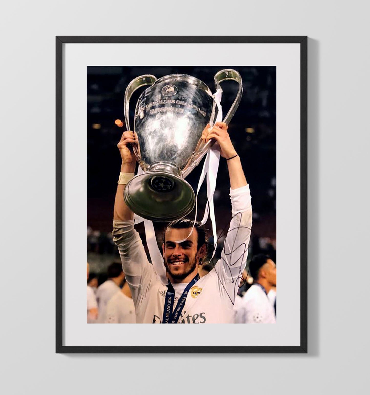 Gareth Bale Real Madrid Champions League Trophy Triumph - Gallery Frame soccer wall art