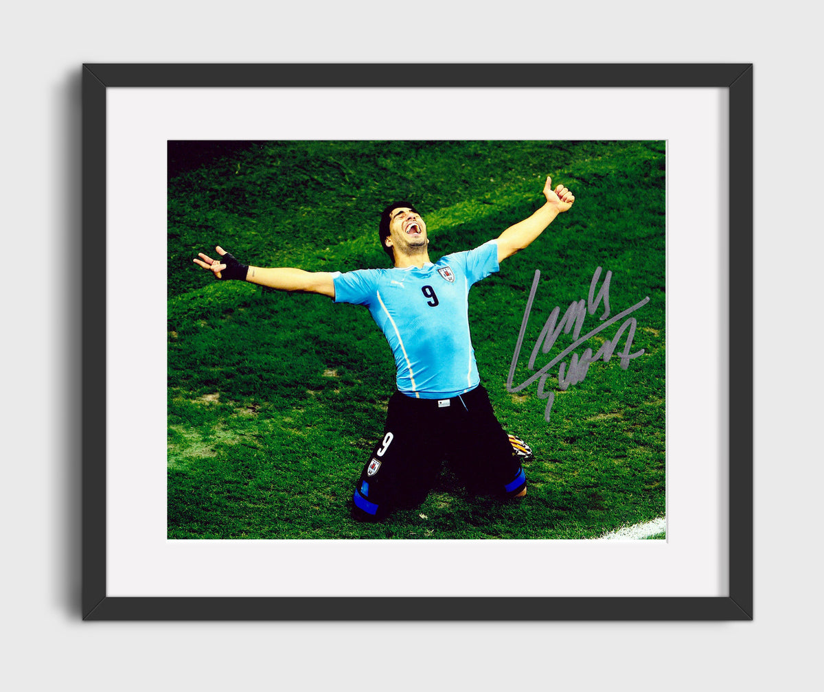 Luis Suarez Uruguay Wild Goal Celebration Roar - Gallery Frame soccer wall art