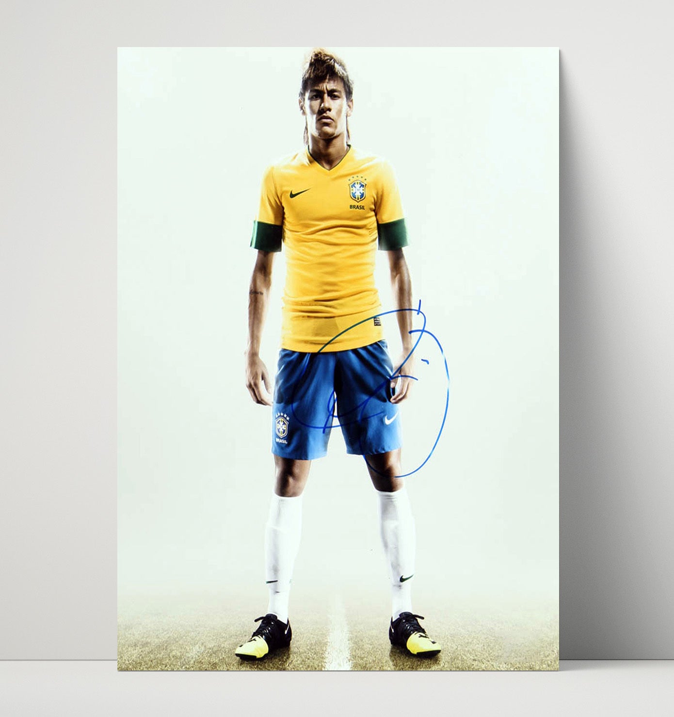 Neymar Brazil National Team Studio Soccer Print 16x20 Unframed Print soccer wall art print – Soccer Prints decor