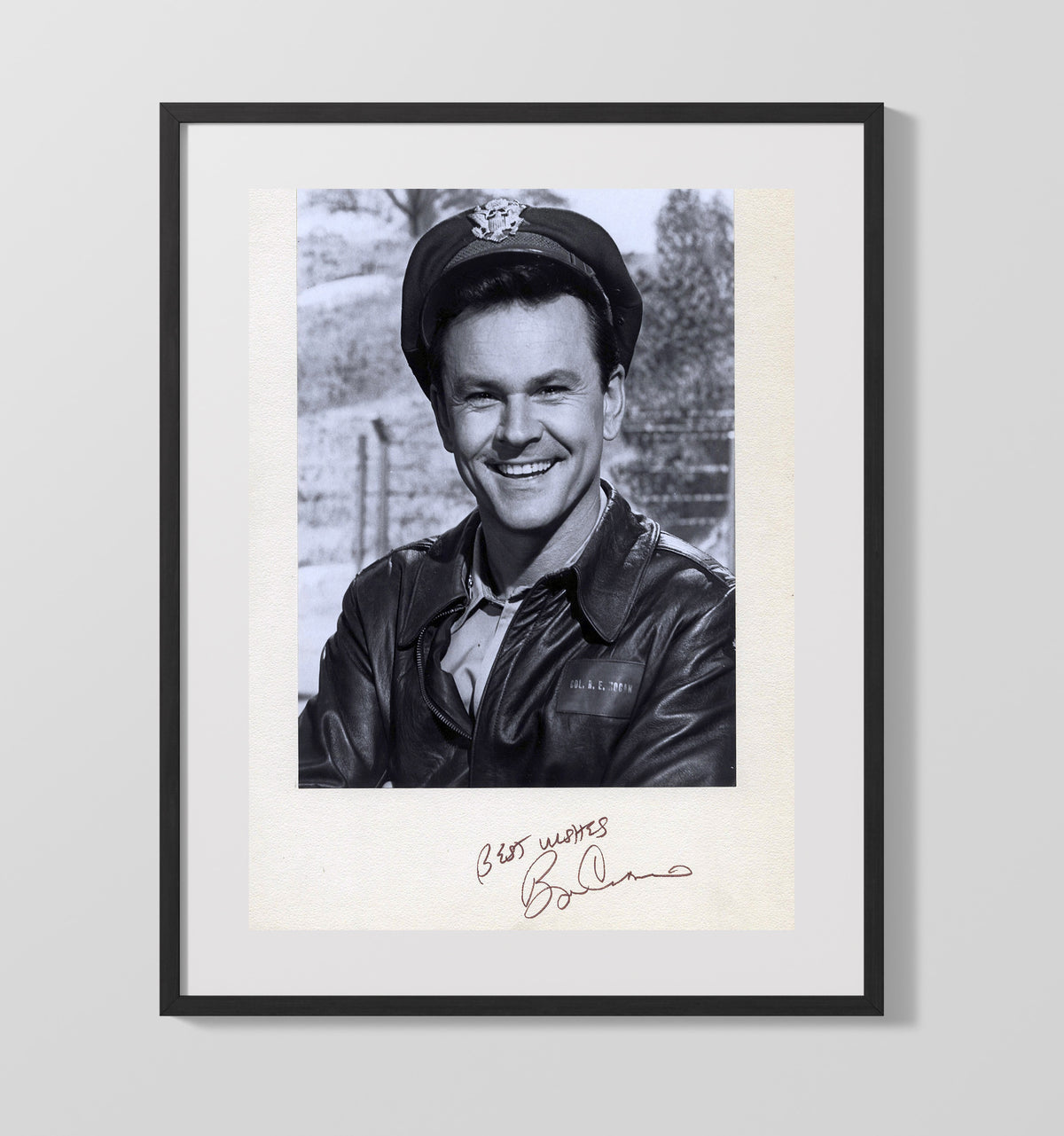 Hogans Heroes - Bob Crane Colonel Hogan Clever Escape Mastermind - Gallery Frame television wall art