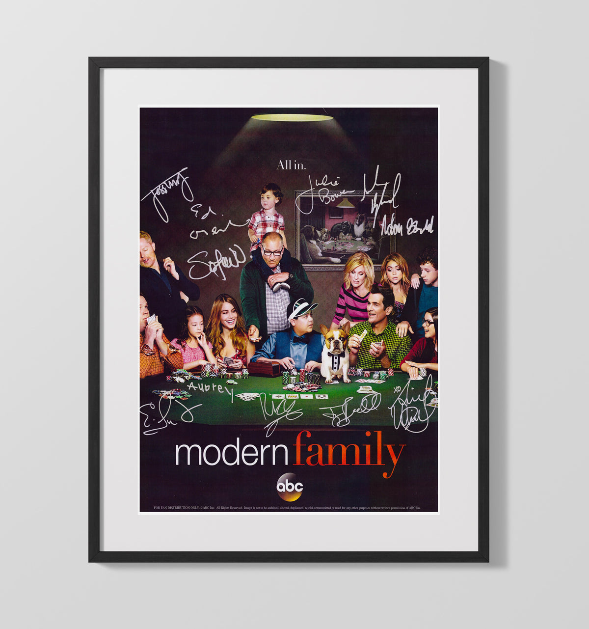 Modern Family - Cast - Poker Table Ensemble Poster - Gallery Frame television wall art