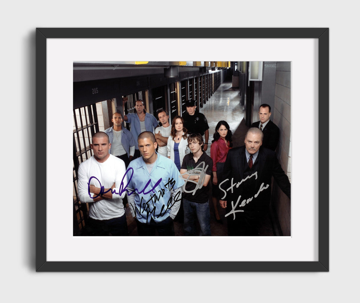 Prison Break - Wentworth Miller (Michael Scofield) Prison Cellblock Cast - Gallery Frame television wall art