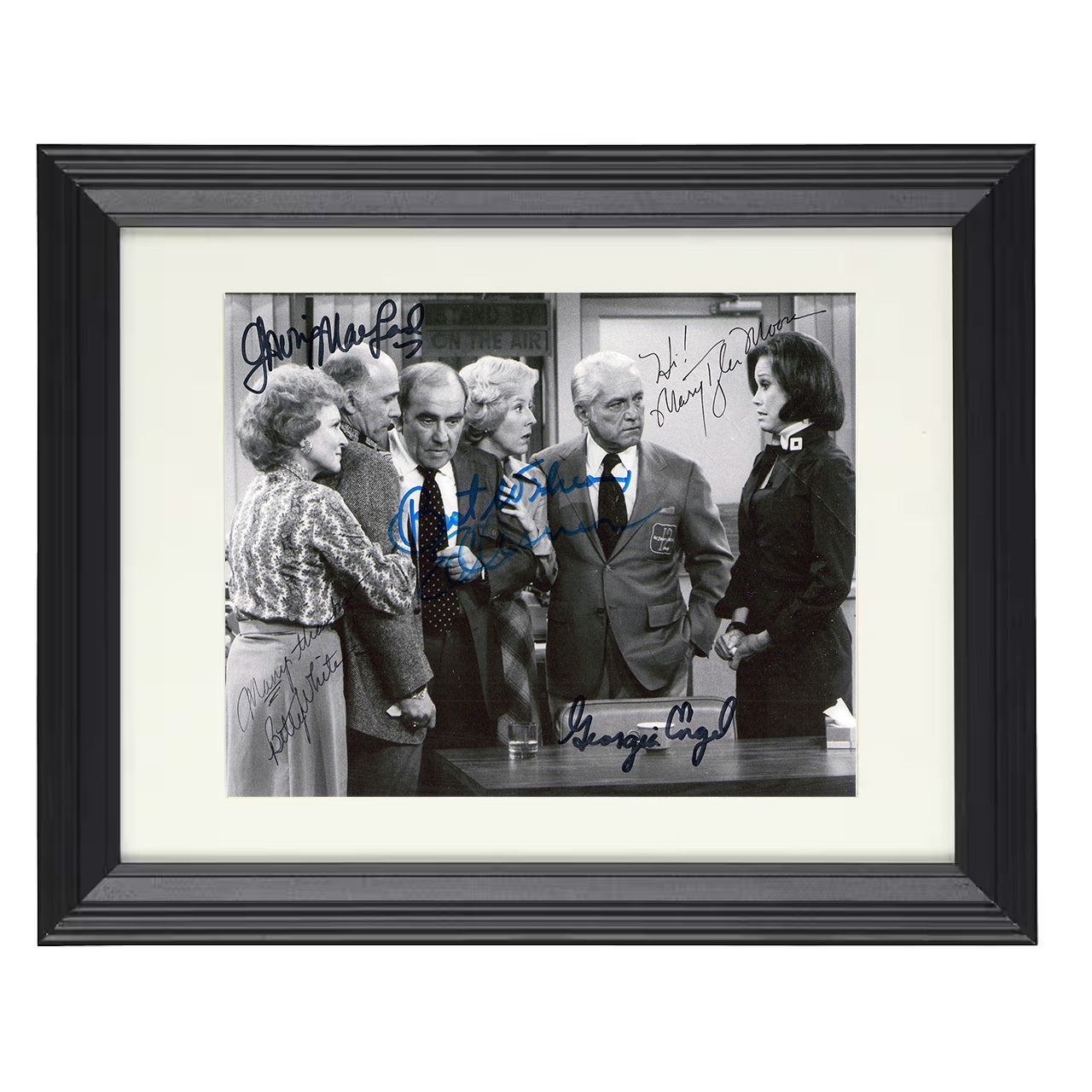 The Mary Tyler Moore Show – Mary Tyler Moore Cast Newsroom – 8x10 black beveled framed television wall art