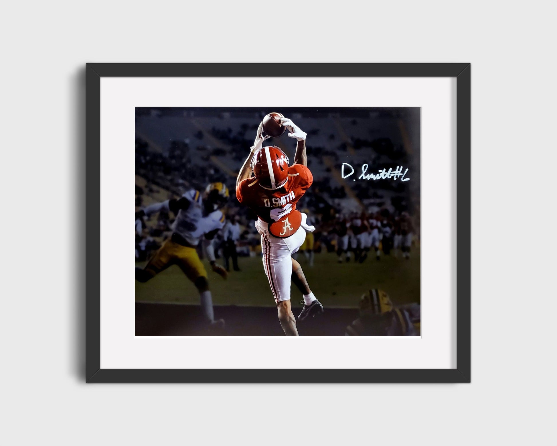 Alabama Autograph Print - DeVonta Smith Heisman Catch - Slim Reaper in Flight College FSPrints Gallery Frame 16x20