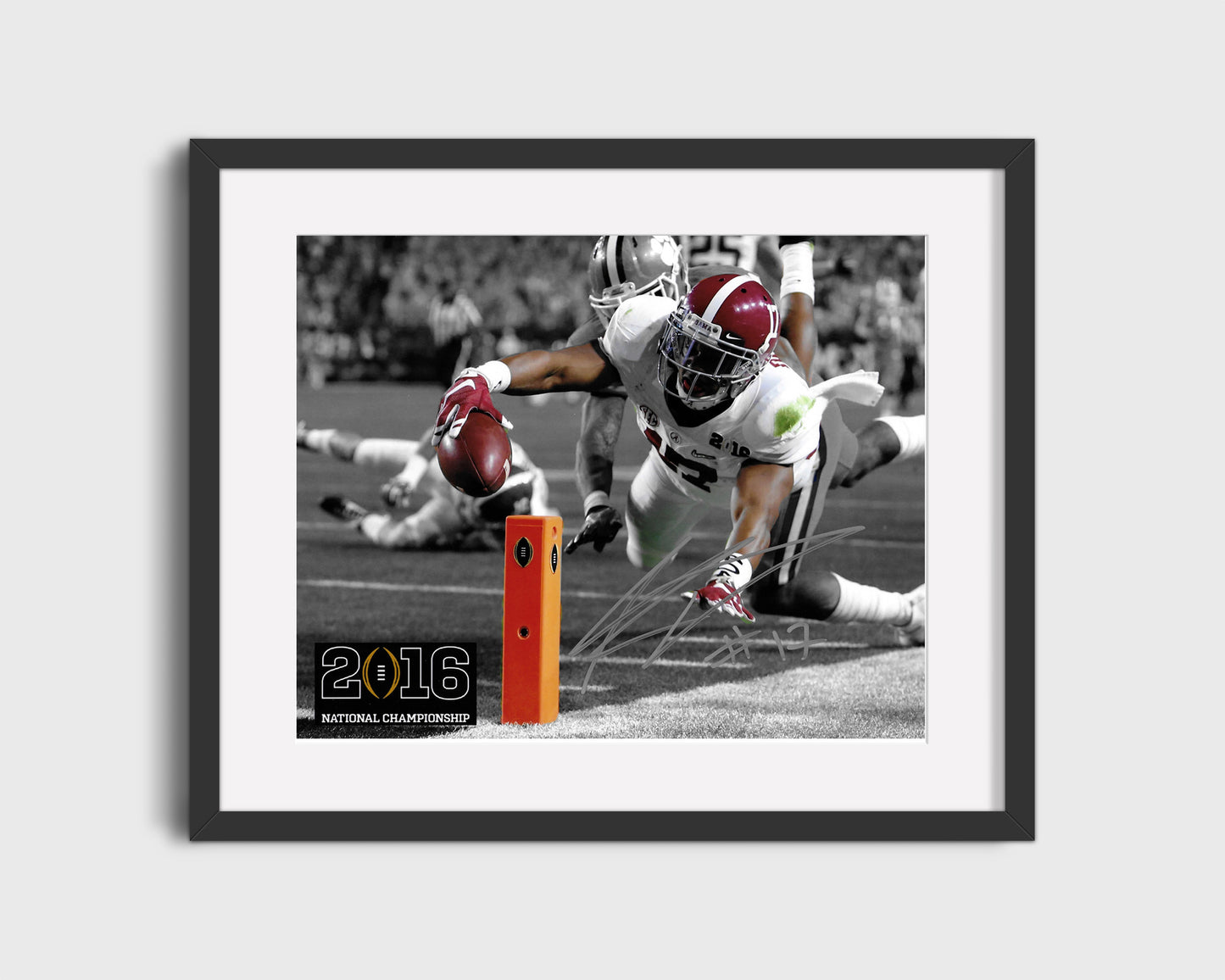 Alabama Autograph Print - Kenyan Drake Dive for Number 16 Spotlight - Reach of glory