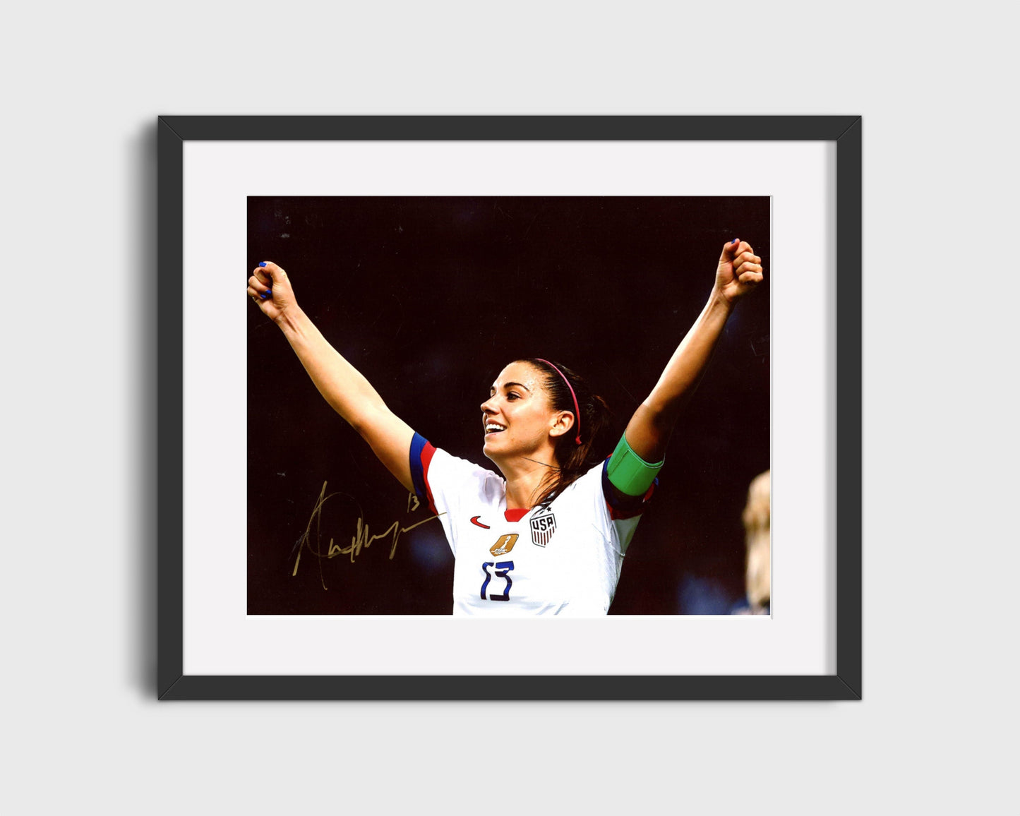 Alex Morgan - USA - Iconic Celebration