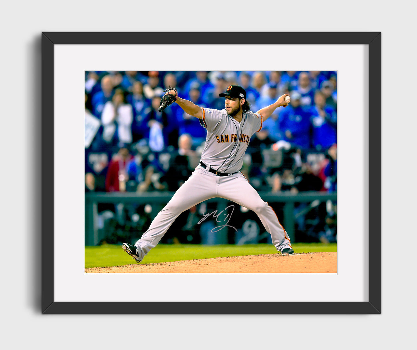 Andrelton Simmons - Fielding Throw Release Baseball Wall Art 16x20 Gallery Frame wall art print – Baseball Wall Art decor