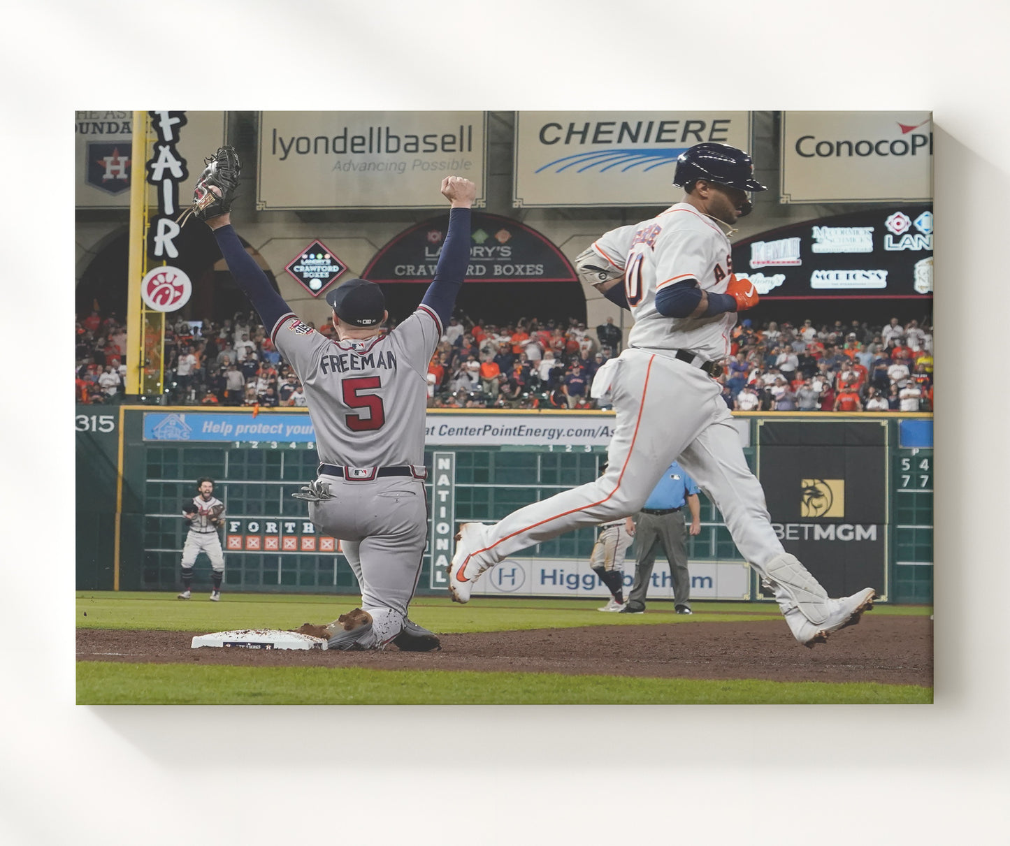 Freddie Freeman - Final Out Celebration Baseball Wall Art 20x24 Canvas wall art print – Baseball Wall Art decor