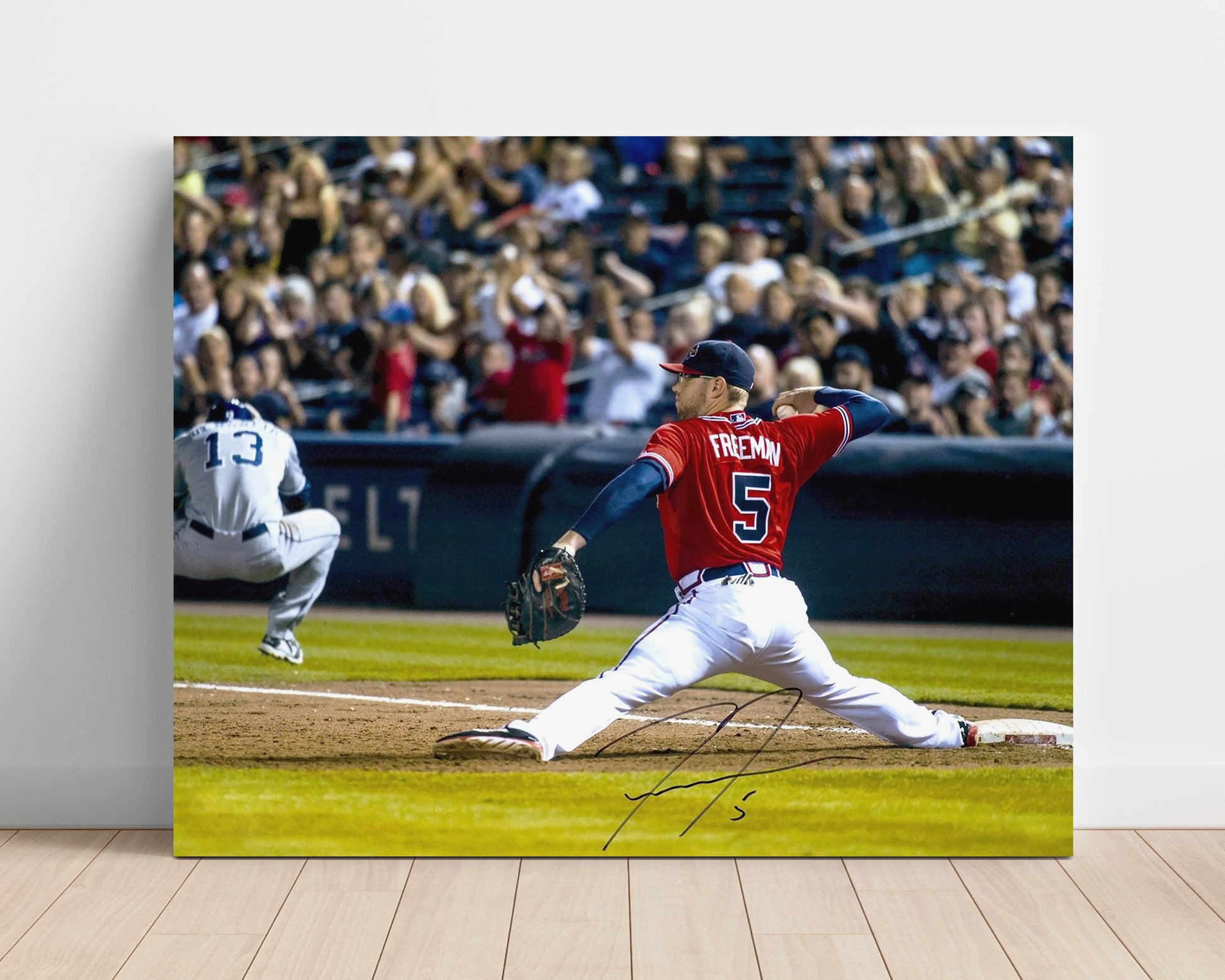 Freddie Freeman - Stretch at First Base Baseball Wall Art 16x20 Unframed Print wall art print – Baseball Wall Art decor