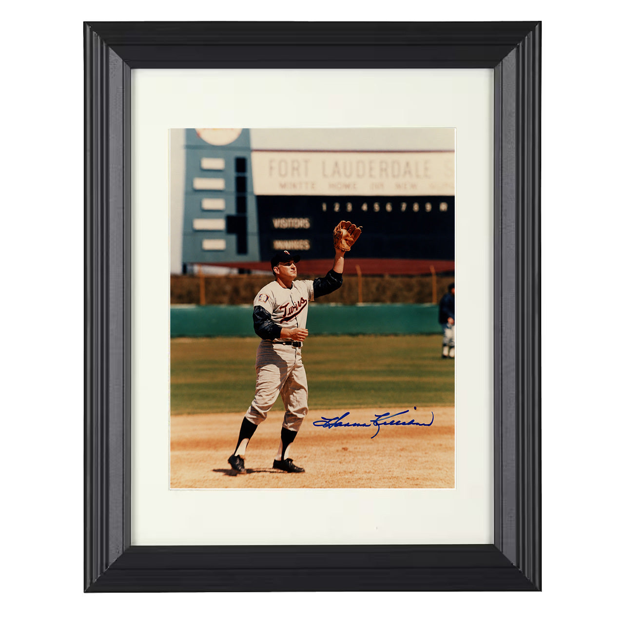 Harmon Killebrew - Minnesota Legend Ft Lauderdale Field Pose 8x10 black beveled framed baseball wall art