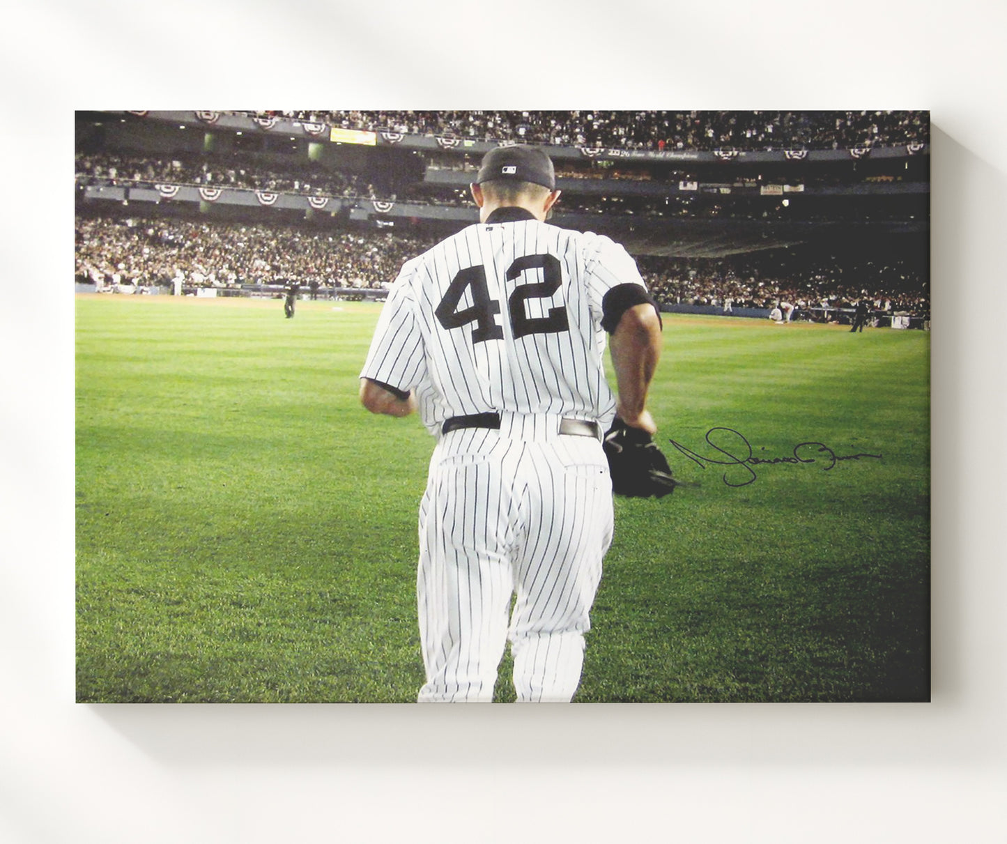Mariano Rivera - Walking to the Mound Baseball Wall Art 20x24 Canvas wall art print – Baseball Wall Art decor