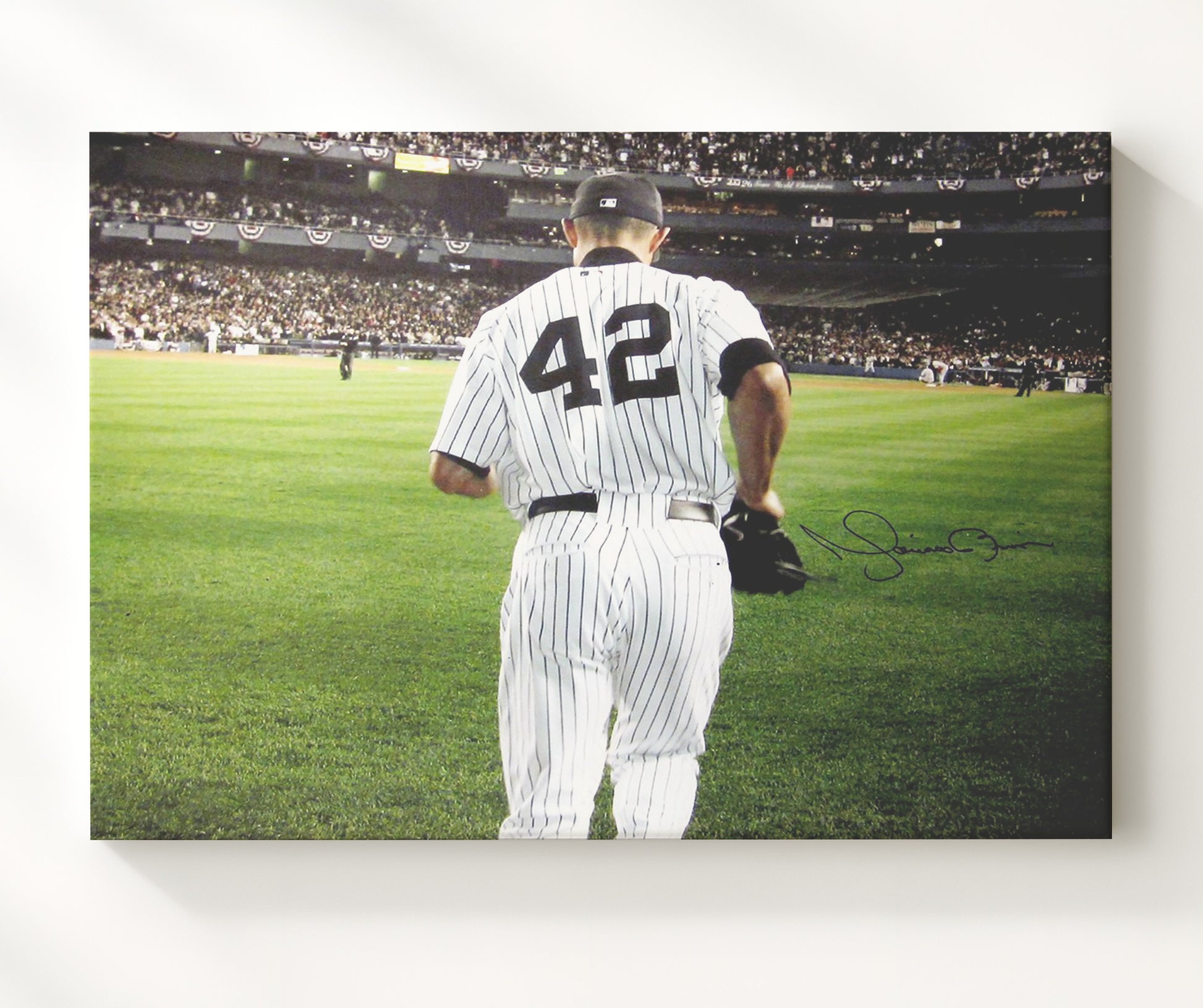 Mariano Rivera - Walking to the Mound Baseball Wall Art 20x24 Canvas wall art print – Baseball Wall Art decor