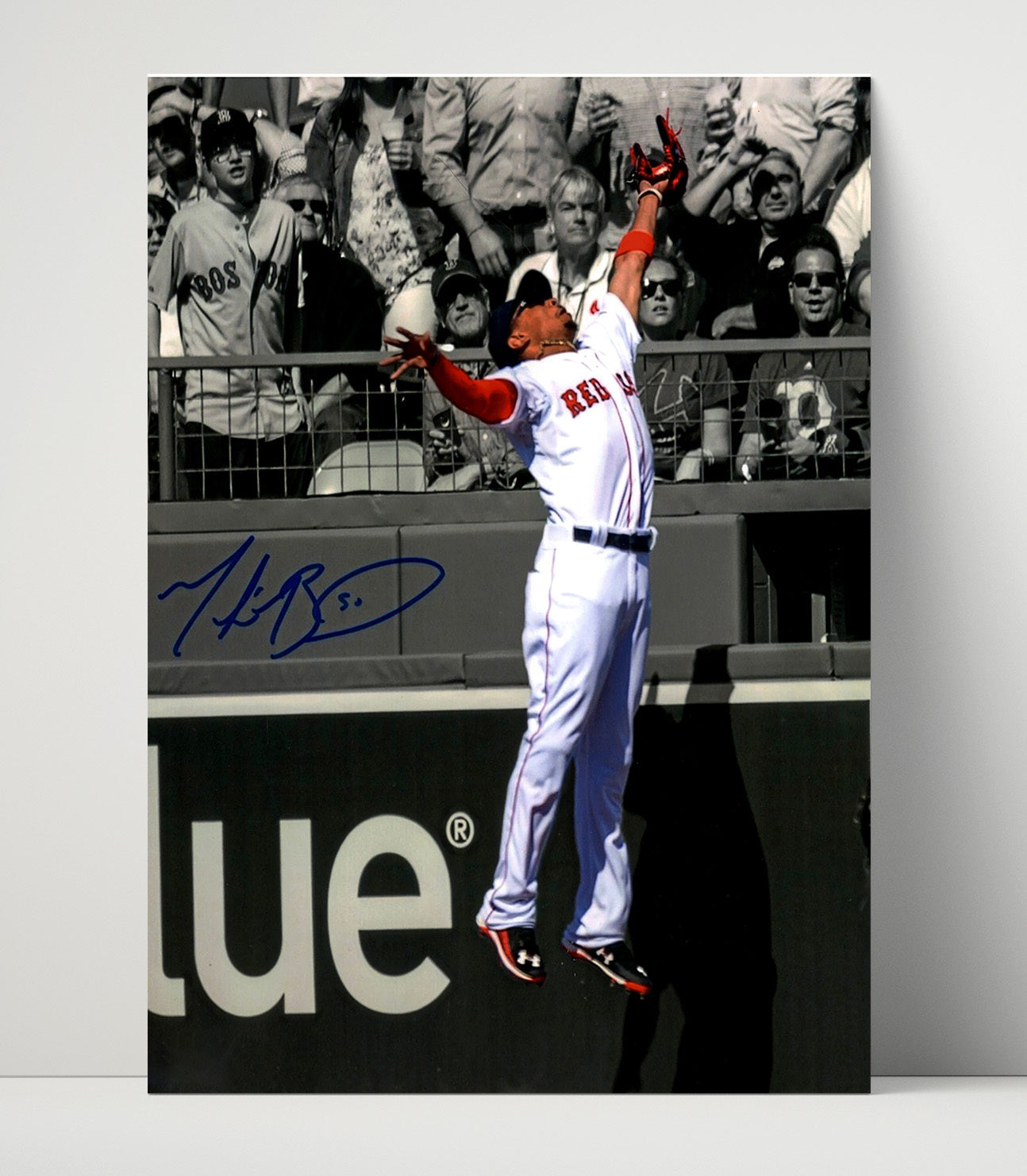 Mookie Betts - Boston Baseball Leaping Catch Spotlight Wall Art 16x20 Unframed Print wall art print – Baseball Wall Art decor
