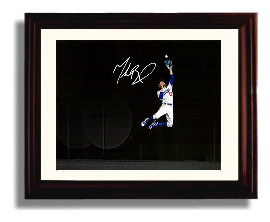Mookie Betts - NLCS Home Run Robbery Baseball Wall Art 8x10 Beveled Frame wall art print – Baseball Wall Art decor