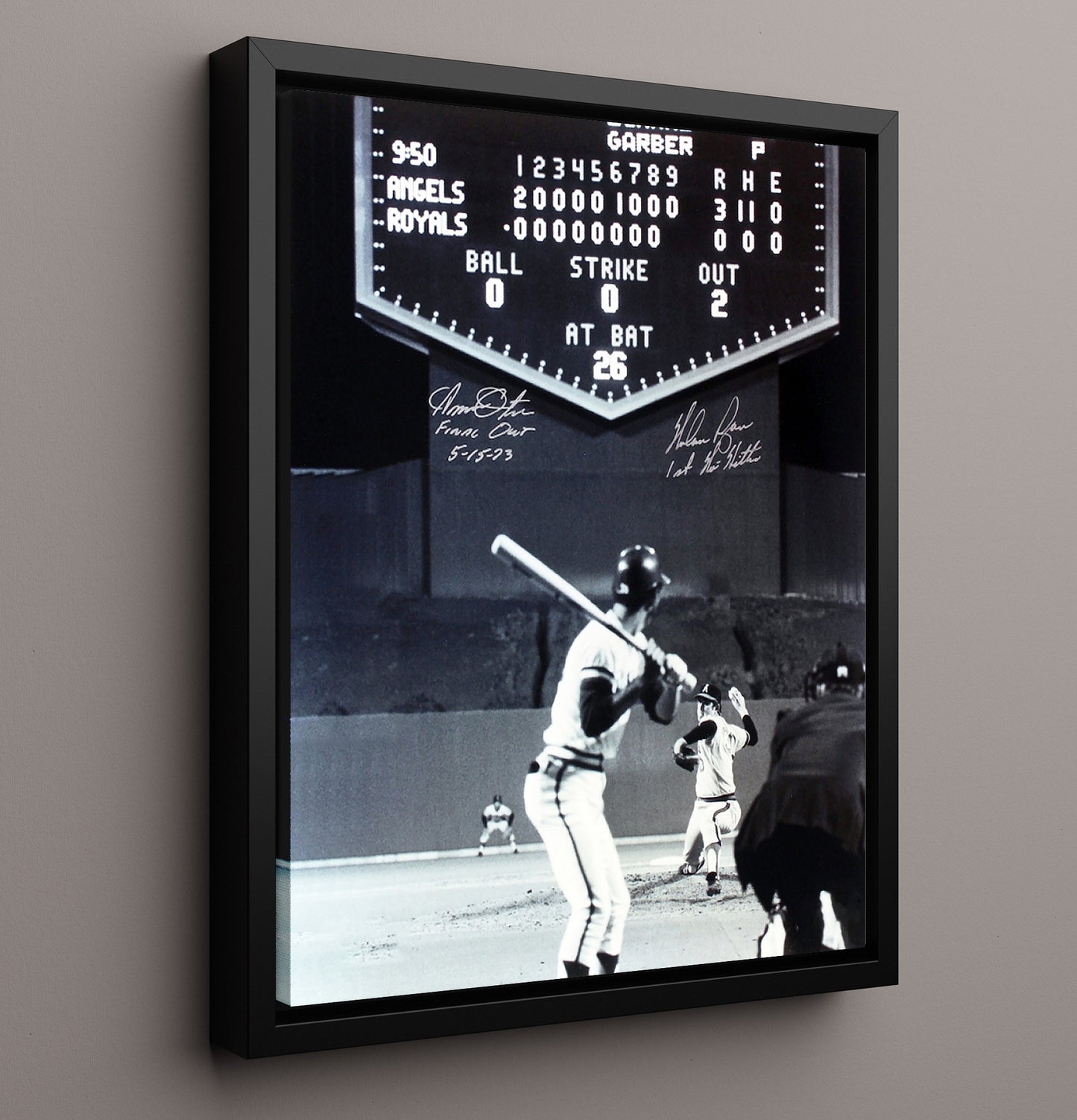 Nolan Ryan - California Baseball Final Out vs Kansas City 1993 Wall Art 16x20 Framed Canvas wall art print – Baseball Wall Art decor