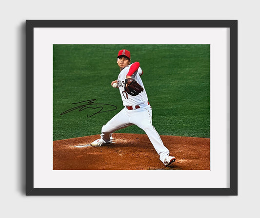 Ohtani pitching - Pitching 8x10 Canvas baseball wall art