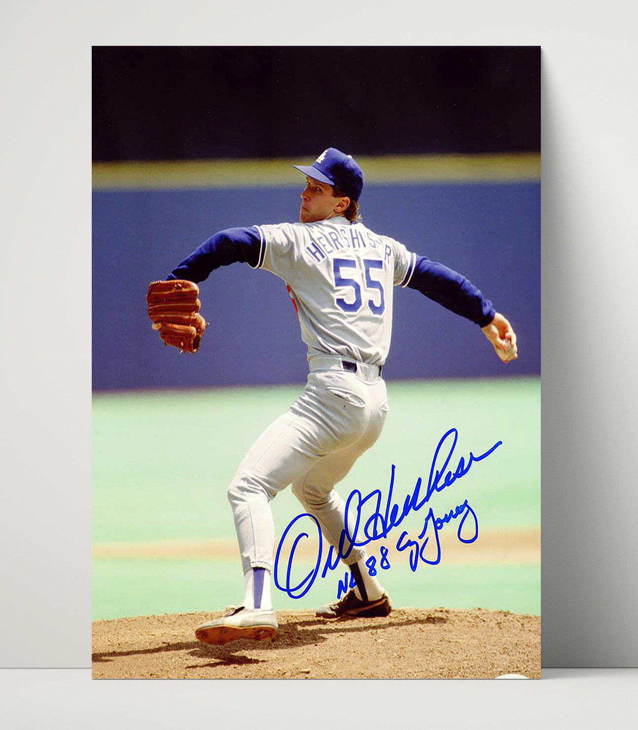 Orel Hershiser - Los Angeles Legend NL Cy Young 1988 Pitch Baseball Wall Art 16x20 Unframed Print wall art print – Baseball Wall Art decor
